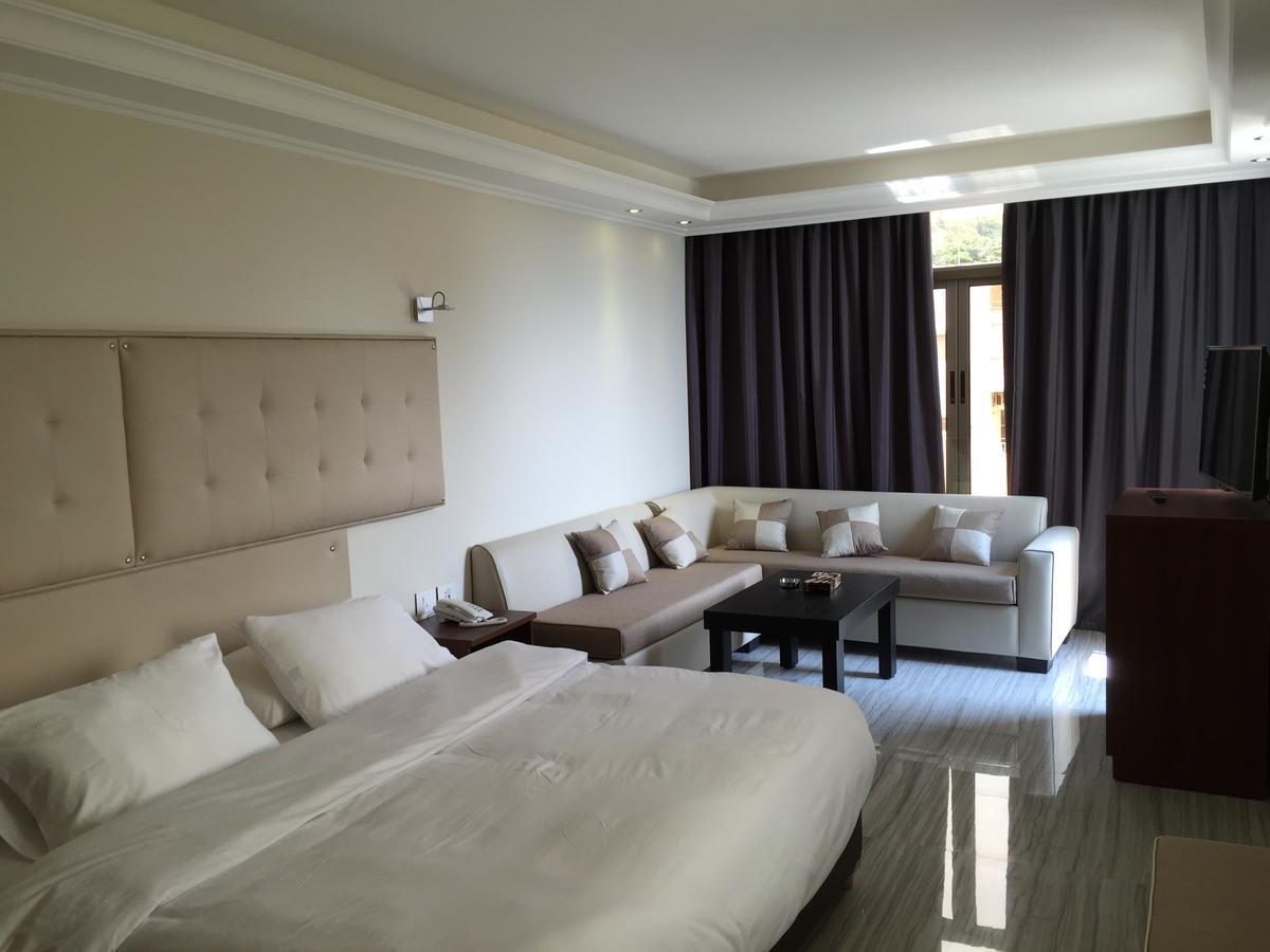 Aphrodite Hotel Tabarja Exterior photo
